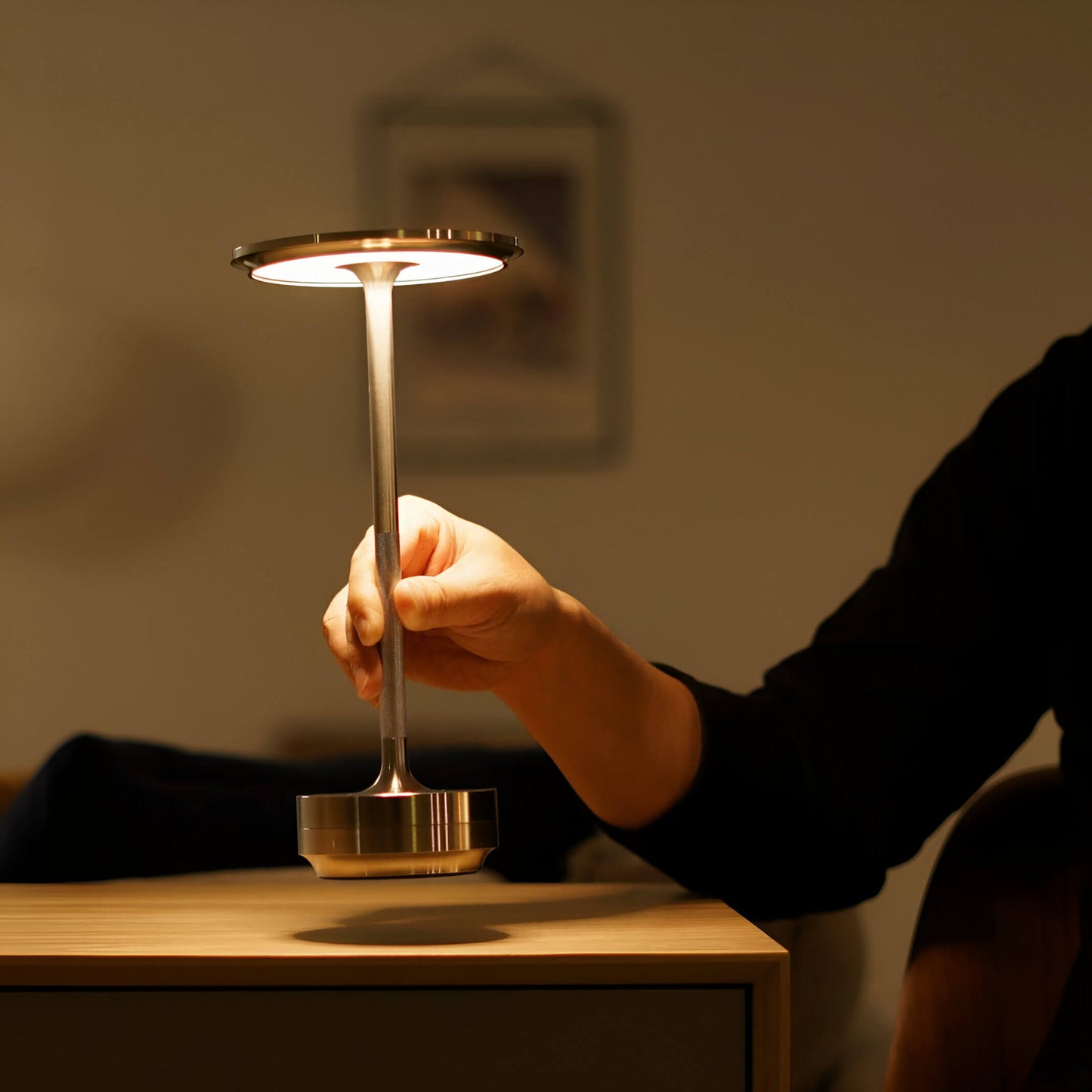 Wireless Rechargeable Ambient Table Lamp